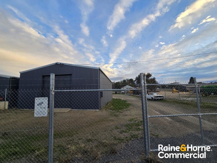 Click to view all images 169 Milvale Road Young NSW 2594 - Image 3