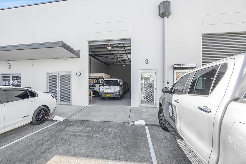 3/11-13 Cochrone Street Kincumber NSW 2251 - Image 3