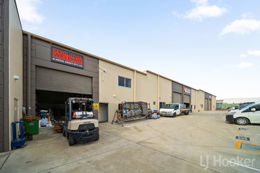 Click to view all images 25/11 Lorn Road Queanbeyan NSW 2620 - Image 2