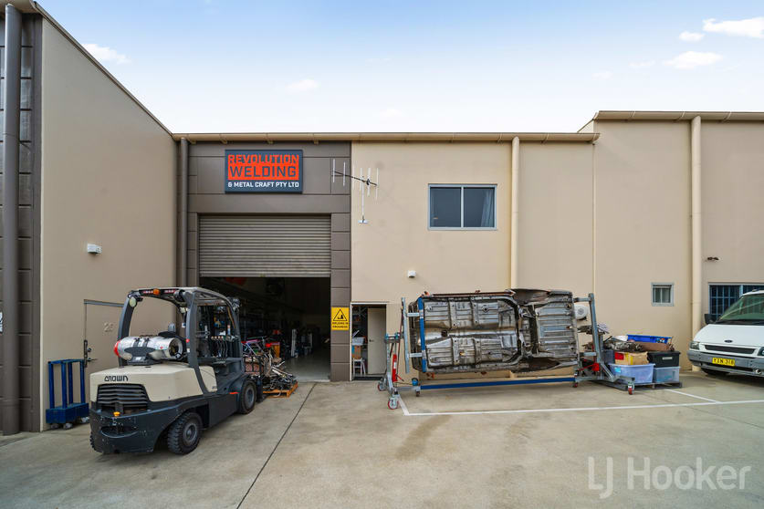 Click to view all images 25/11 Lorn Road Queanbeyan NSW 2620 - Image 3