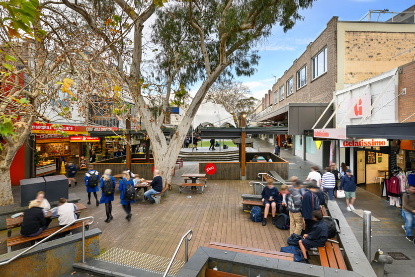Click to view all images 32 Burns Bay Road Lane Cove NSW 2066 - Image 3