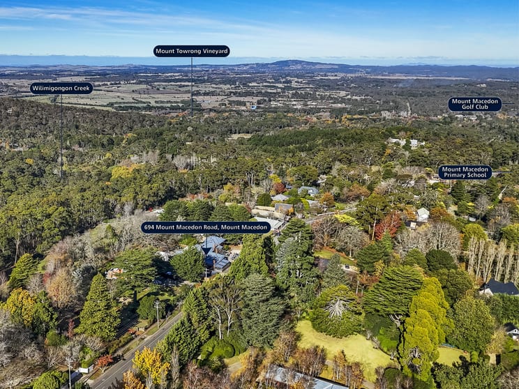Click to view all images 694-696 Mount Macedon Road Mount Macedon VIC 3441 - Image 3
