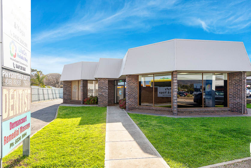 Click to view all images Unit 2/825 Lower North East Road Dernancourt SA 5075 - Image 2