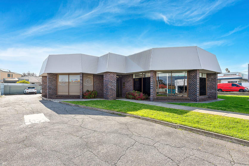 Click to view all images Unit 2/825 Lower North East Road Dernancourt SA 5075 - Image 3