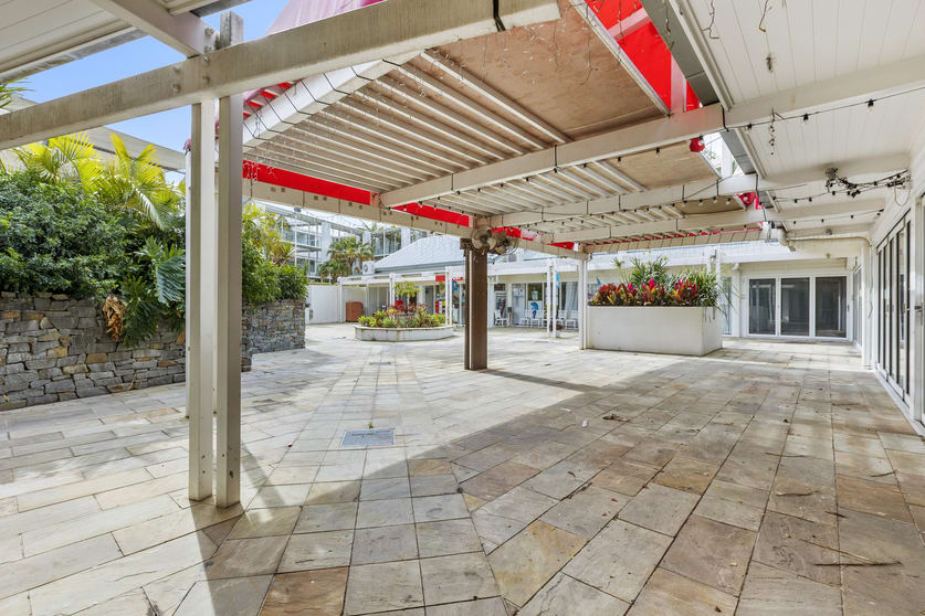 Click to view all images Shop 1/19 Rainbow Beach Road Rainbow Beach QLD 4581 - Image 2