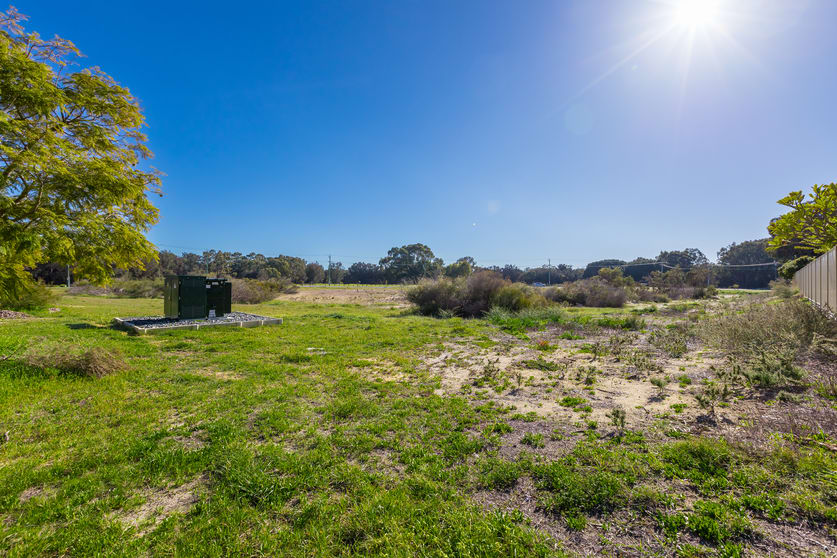 Click to view all images 39 Central Avenue & 72 Coolgardie Avenue Ascot WA 6104 - Image 3