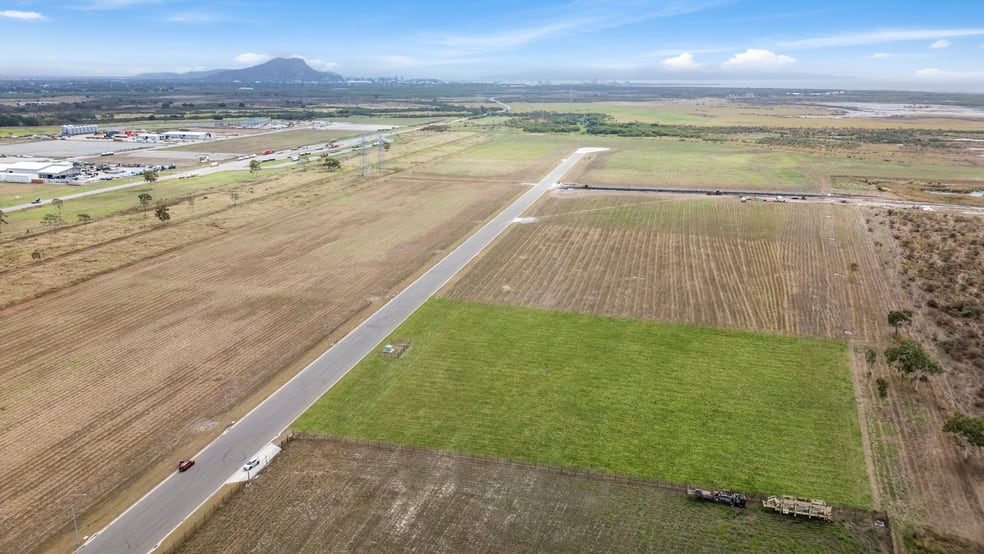 Click to view all images 16 Colinta Road Stuart QLD 4811 - Image 3