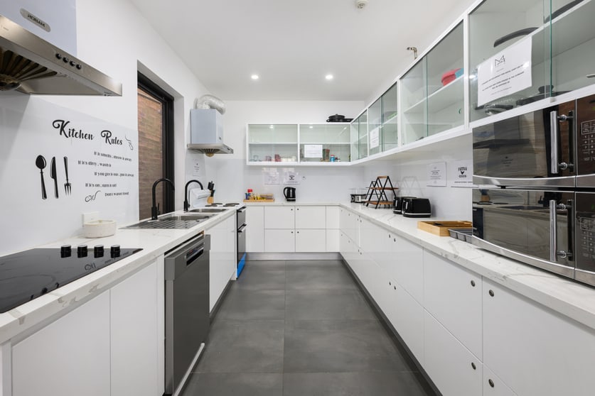 Click to view all images 132 Bourke Street Woolloomooloo NSW 2011 - Image 2