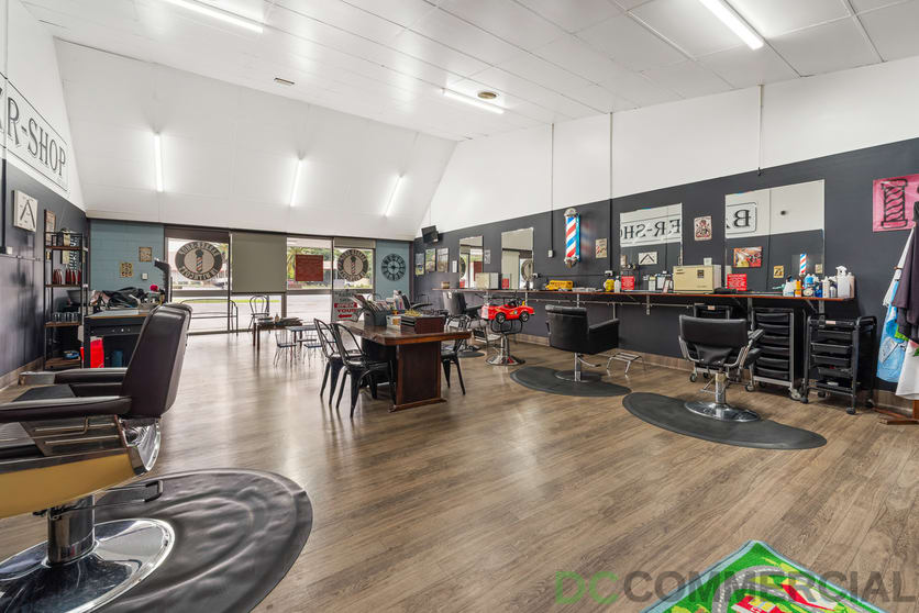 Click to view all images 639 Toowoomba Connection Road Withcott QLD 4352 - Image 2