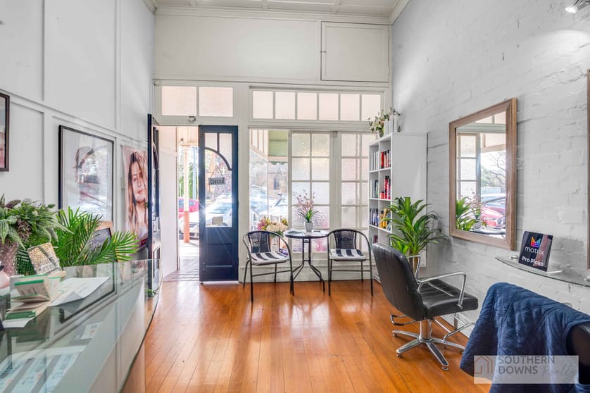 Click to view all images 68 Grafton Street Warwick QLD 4370 - Image 3