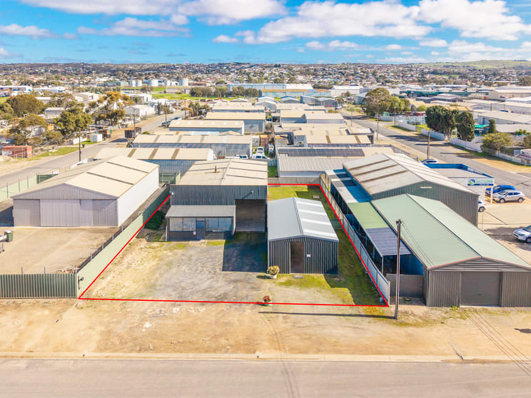 Click to view all images 23 Mallee Crescent Port Lincoln SA 5606 - Image 3