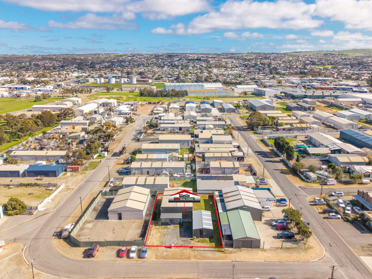 Click to view all images 23 Mallee Crescent Port Lincoln SA 5606 - Image 2