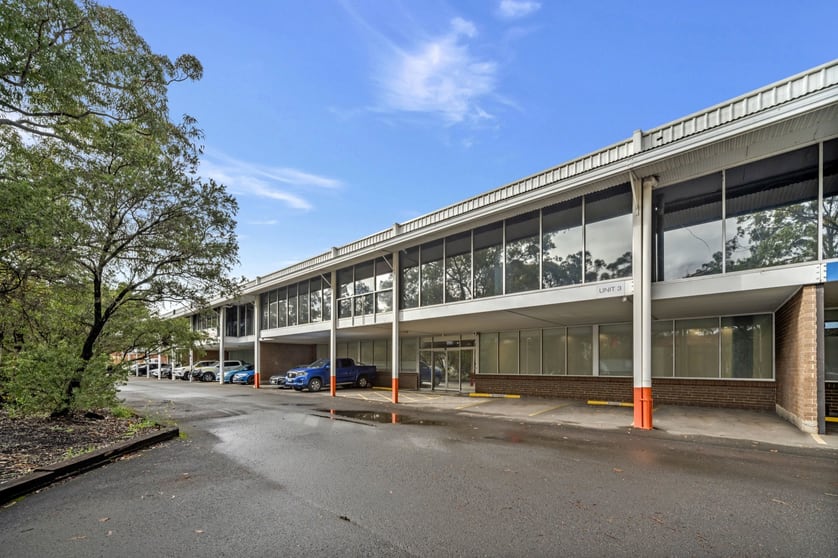 Click to view all images Unit 3/13 Stanton Road Seven Hills NSW 2147 - Image 2