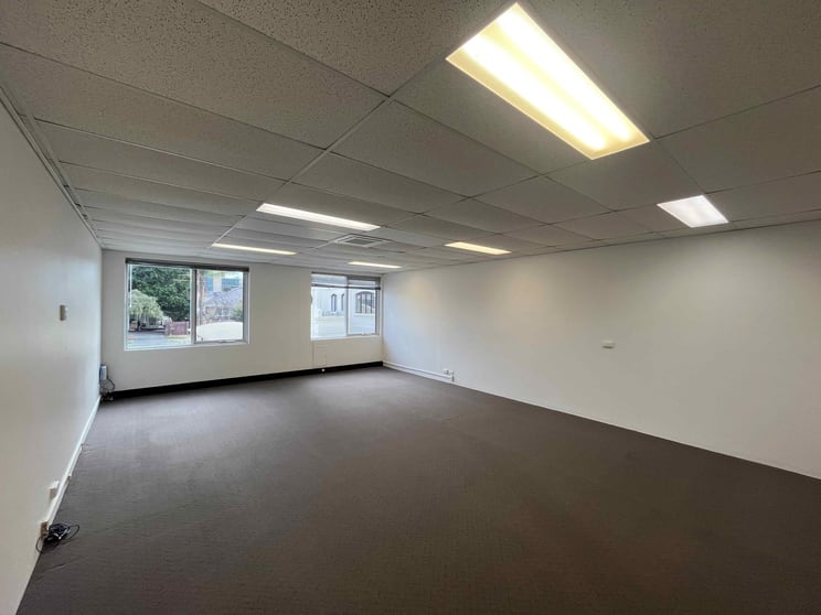 Click to view all images 8/7 Kintail Road Applecross WA 6153 - Image 3