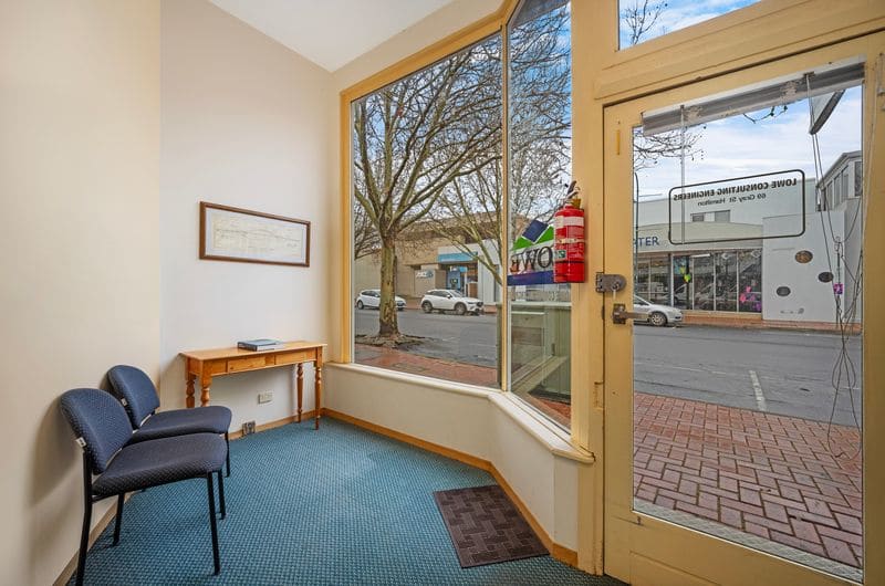 69 Gray Street Hamilton VIC 3300 - Image 3