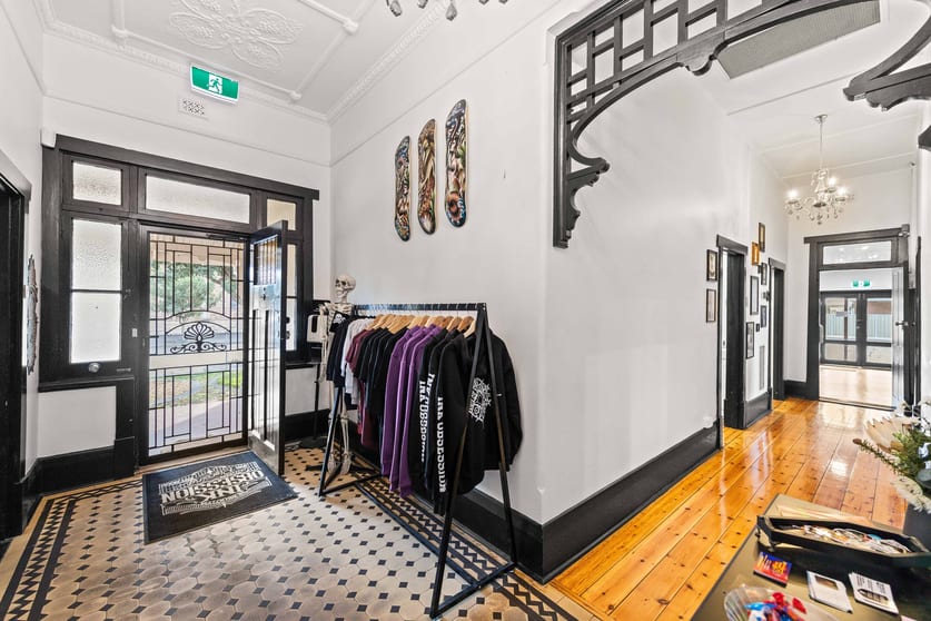 Click to view all images 52 Murray Street Nuriootpa SA 5355 - Image 3