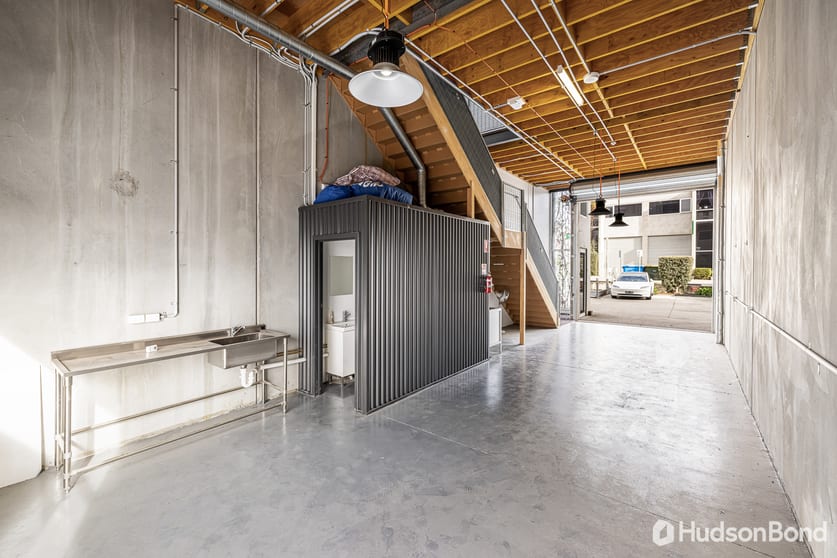 Click to view all images 33/131 Hyde Street Footscray VIC 3011 - Image 2