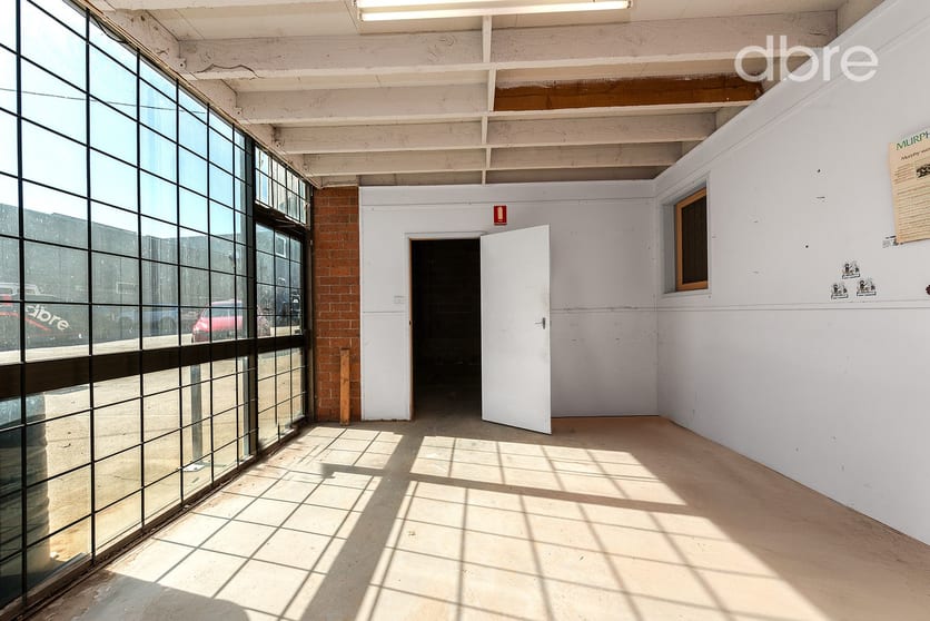 Click to view all images 3/31-33 Kylie Place Cheltenham VIC 3192 - Image 2