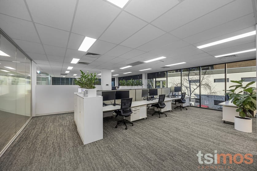 Click to view all images 4/20 Cato Street Hawthorn East VIC 3123 - Image 3