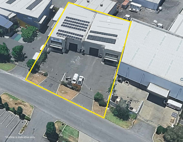 1/3 Tacoma Circuit Canning Vale WA 6155 - Image 1