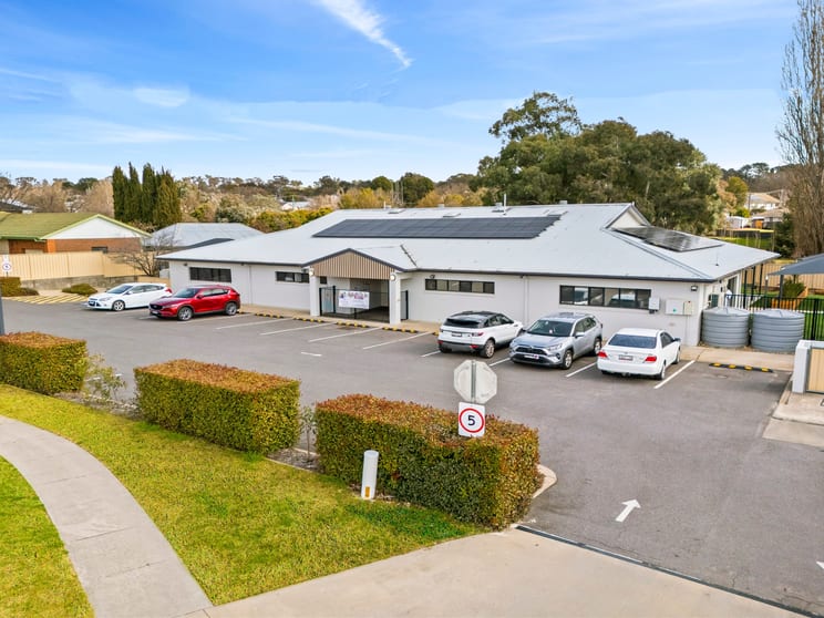 Click to view all images 13 Crago Street Yass NSW 2582 - Image 1