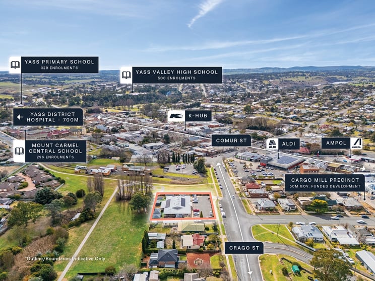 Click to view all images 13 Crago Street Yass NSW 2582 - Image 2