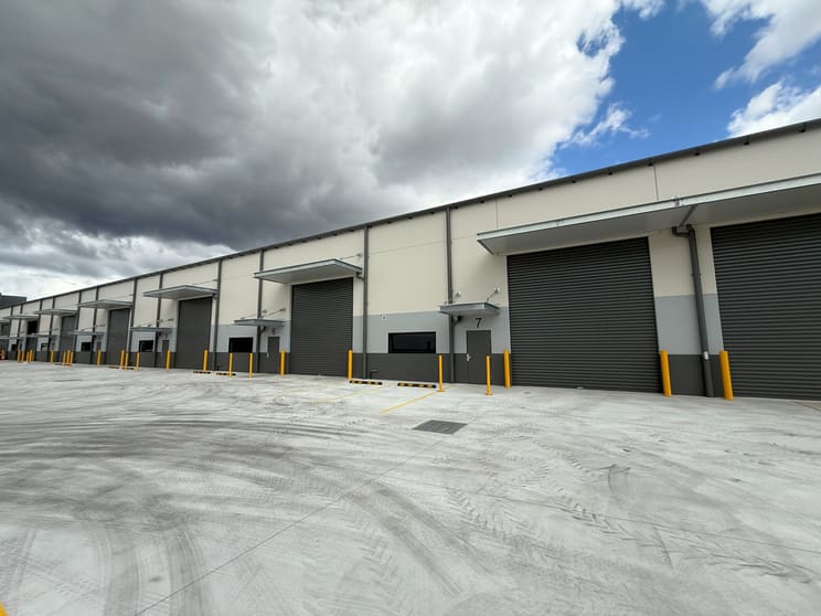 Click to view all images 31 Kialba Road Campbelltown NSW 2560 - Image 1