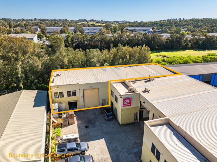 Click to view all images Unit 5/18 York Road Ingleburn NSW 2565 - Image 1