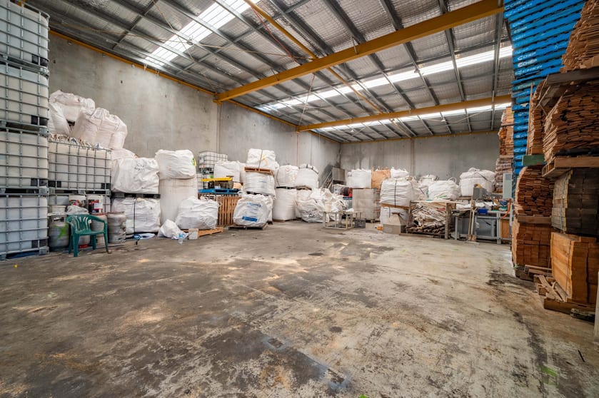 Click to view all images Unit 5/18 York Road Ingleburn NSW 2565 - Image 3
