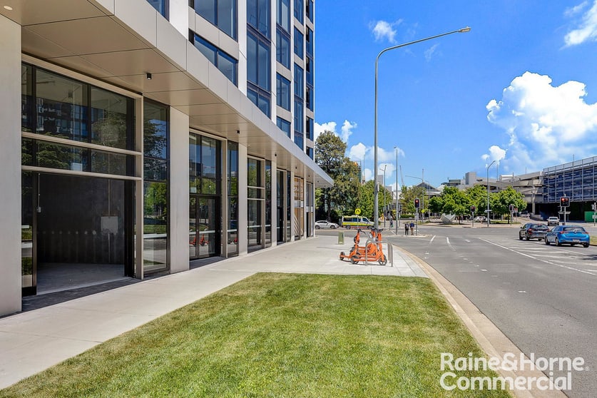 Click to view all images C04/81 Cooyong Street Reid ACT 2612 - Image 2