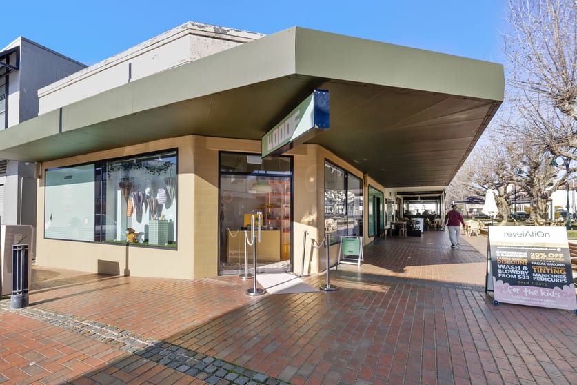 Click to view all images 19 Bougainville Street Griffith ACT 2603 - Image 3