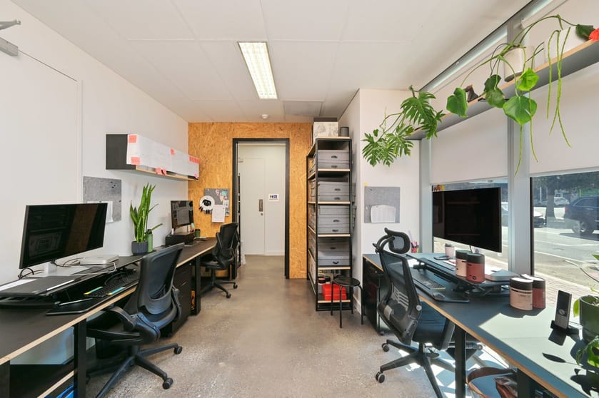 Click to view all images Unit 46 87 Bulwer Street Perth WA 6000 - Image 3
