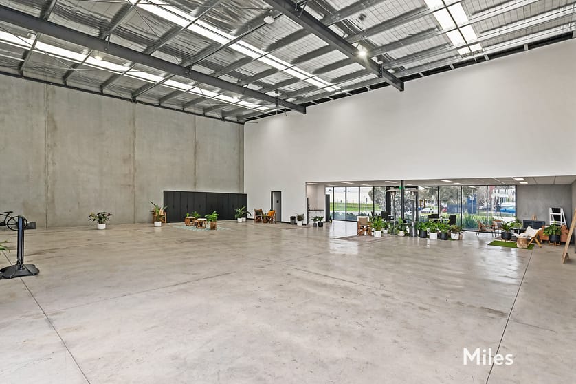 11 Scanlon Drive Epping VIC 3076 - Image 2
