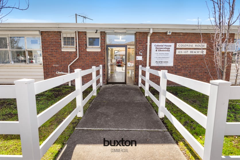 Click to view all images 2/65-67 Beach Street Frankston VIC 3199 - Image 1