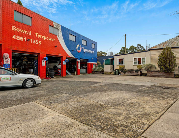 Click to view all images 41 Kirkham Road Bowral NSW 2576 - Image 2