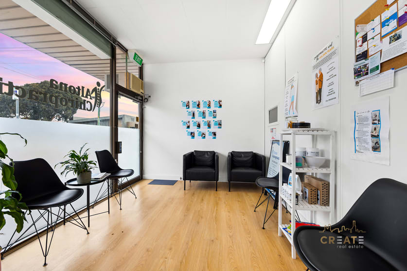 5/30 Harrington Square Altona VIC 3018 - Image 2
