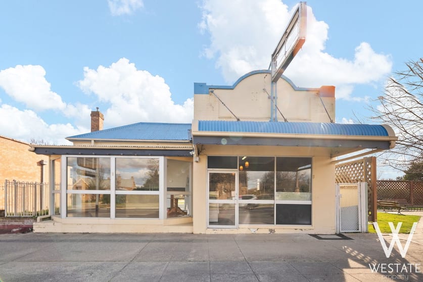 Click to view all images 85-87 Adelaide Street Blayney NSW 2799 - Image 1
