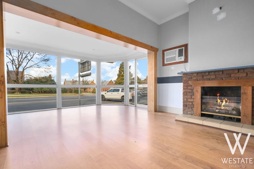 Click to view all images 85-87 Adelaide Street Blayney NSW 2799 - Image 3