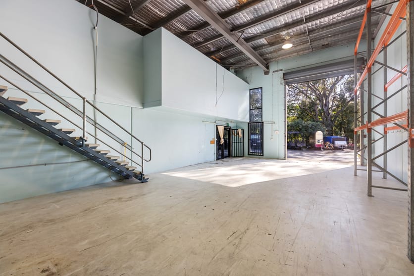 Click to view all images 1/17 Coghill Drive Currumbin Waters QLD 4223 - Image 3