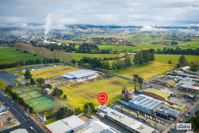 Click to view all images Suite 11/8 Auckland Street Bega NSW 2550 - Image 2