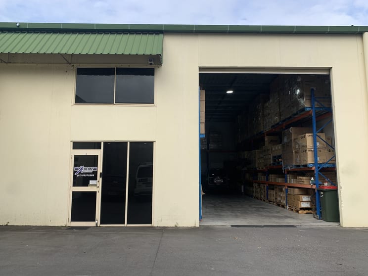 Click to view all images 4/3 Lear Jet Drive Caboolture QLD 4510 - Image 2