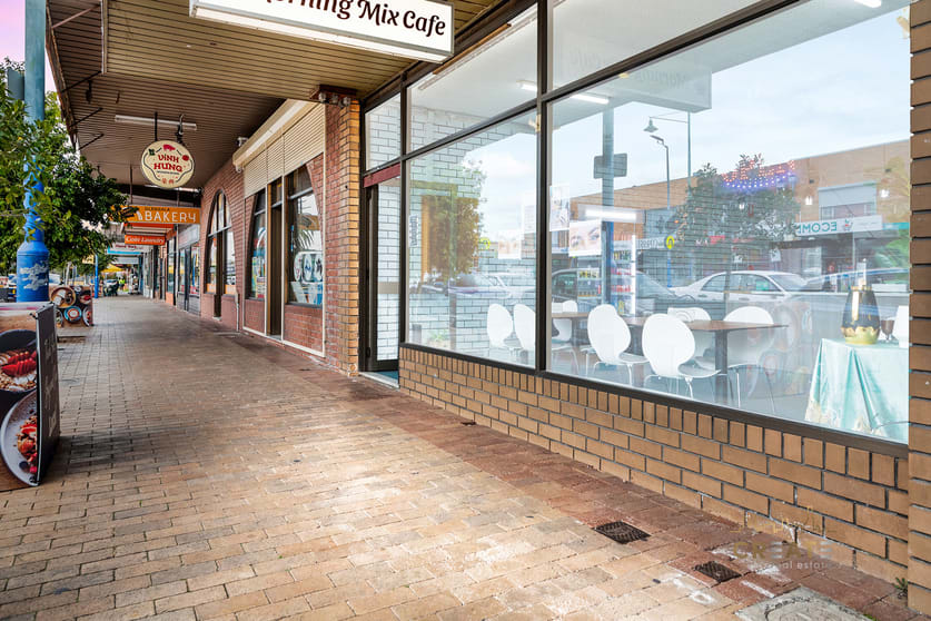 Click to view all images 99 Glengala Road Sunshine West VIC 3020 - Image 2