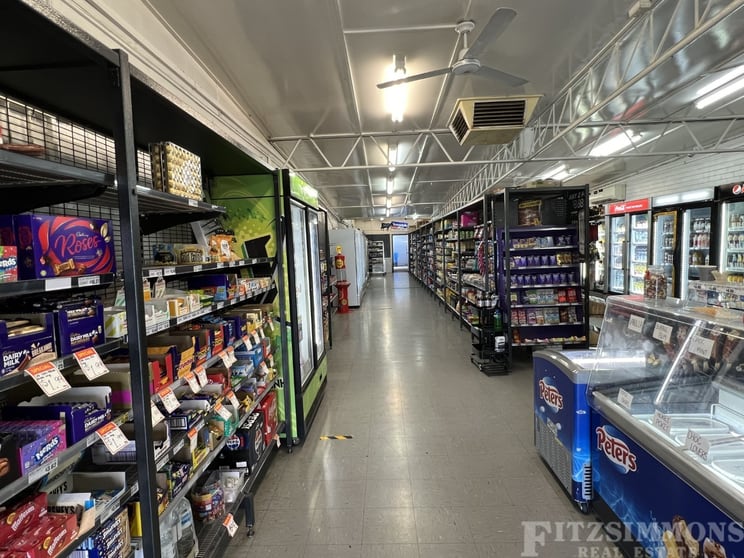 Click to view all images 104 & 106a Drayton Street Dalby QLD 4405 - Image 3