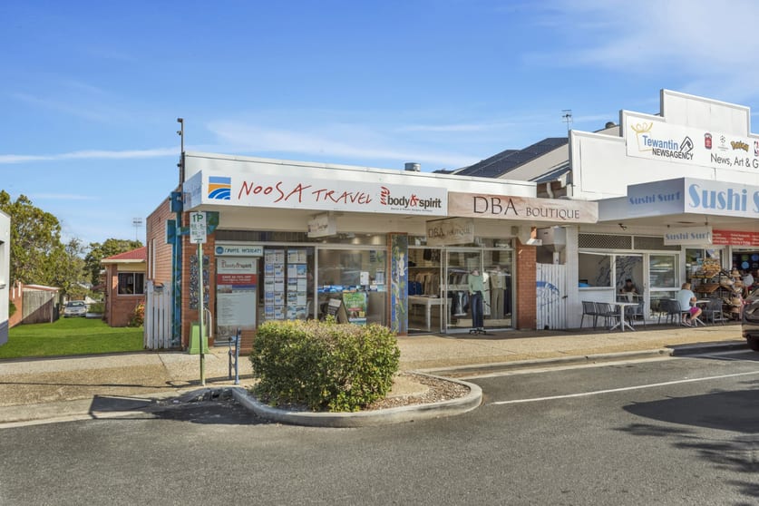 Click to view all images 109 Poinciana Avenue Tewantin QLD 4565 - Image 3