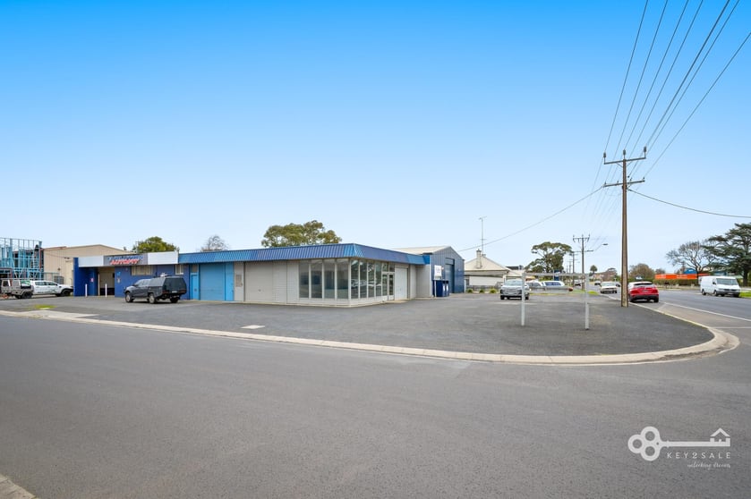 Click to view all images 311 Commercial Street West Mount Gambier SA 5290 - Image 2
