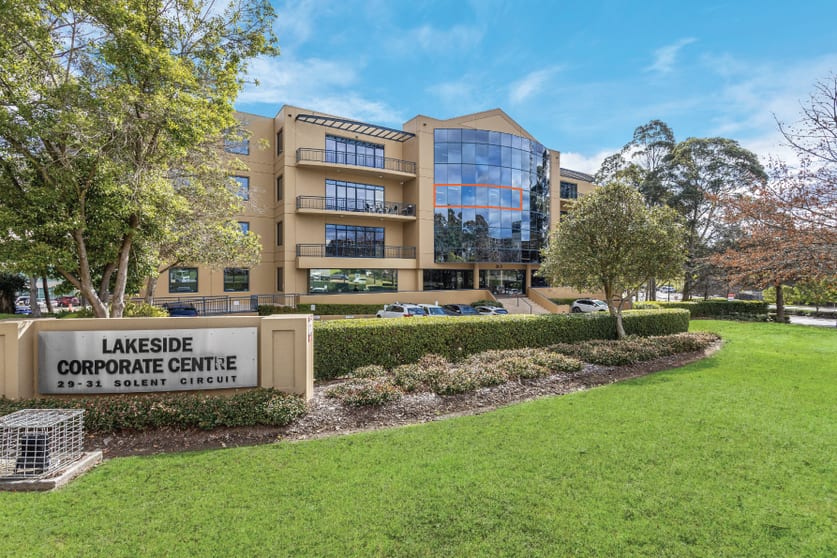 Click to view all images 3.02/29-31 Solent Circuit Norwest NSW 2153 - Image 2