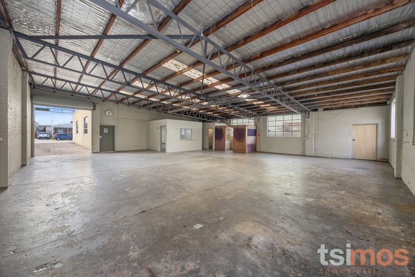 Click to view all images 2/17 Teton Court Highett VIC 3190 - Image 1