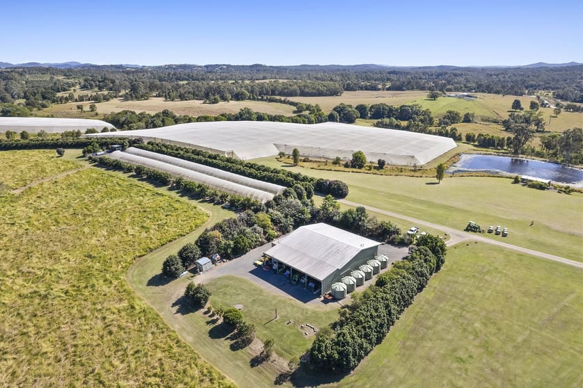 Click to view all images 42 Noakes Road Traveston QLD 4570 - Image 1