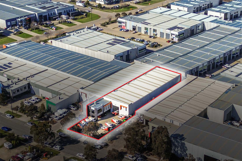 Click to view all images Unit 1/3 Venture Way Pakenham VIC 3810 - Image 2
