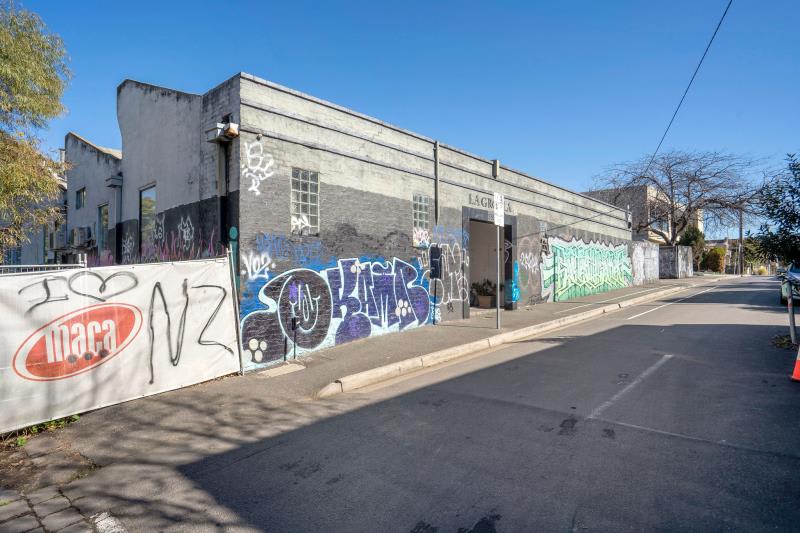Click to view all images 155 Yarra Street Abbotsford VIC 3067 - Image 3